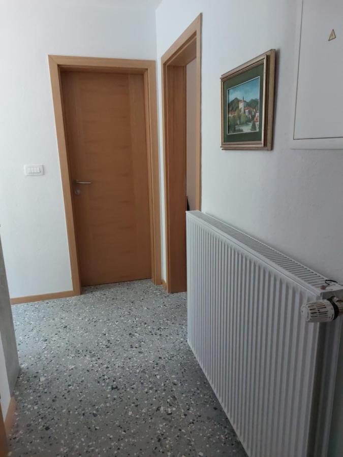 Apartma Sava-Stol Єсеніце Екстер'єр фото