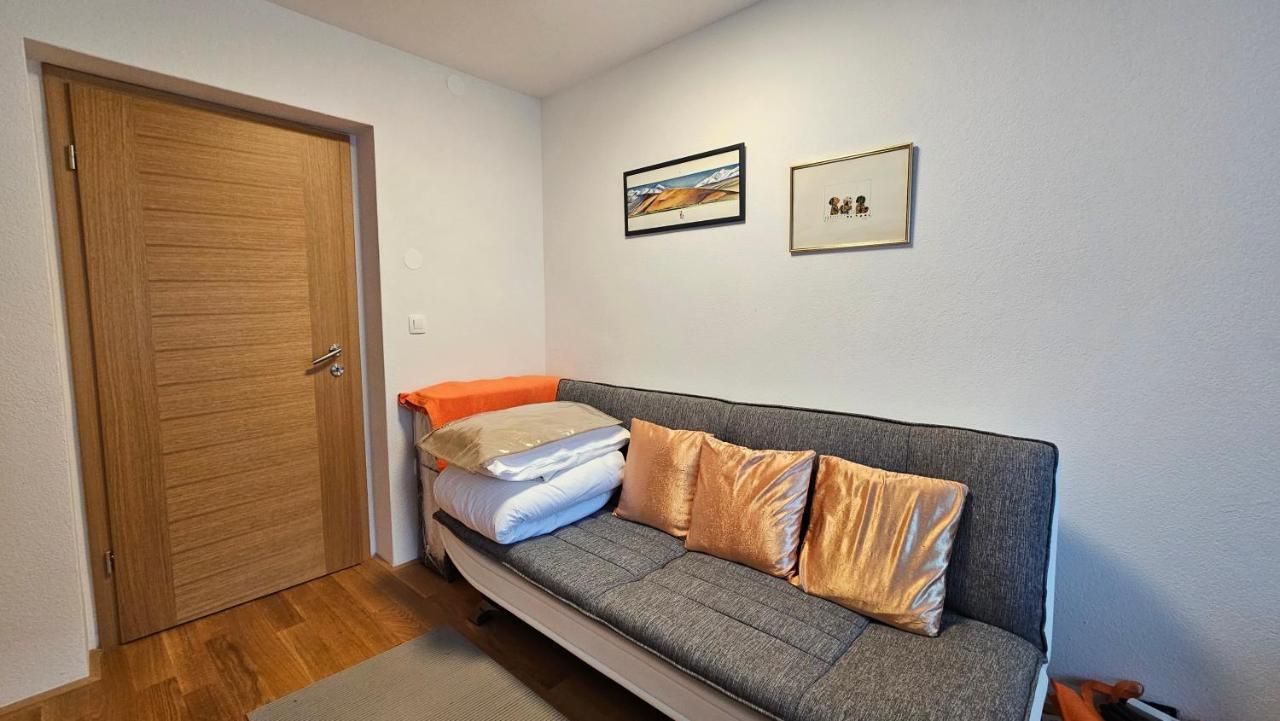 Apartma Sava-Stol Єсеніце Екстер'єр фото