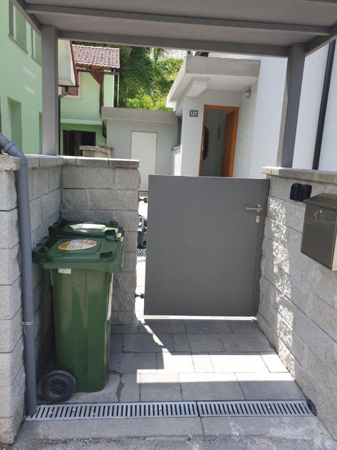 Apartma Sava-Stol Єсеніце Екстер'єр фото